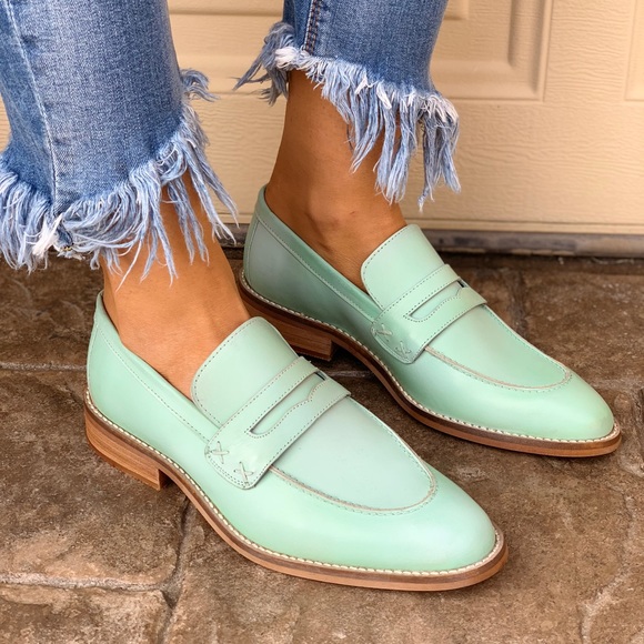 Anthropologie Shoes - Artisan Distressed Frosted Mint Leather Oxford